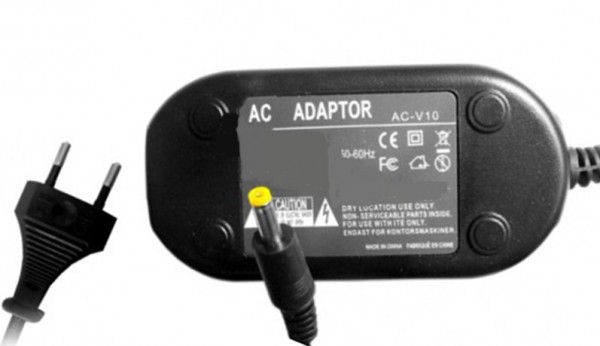 AC Adapter vr. JVC GZ-VX815